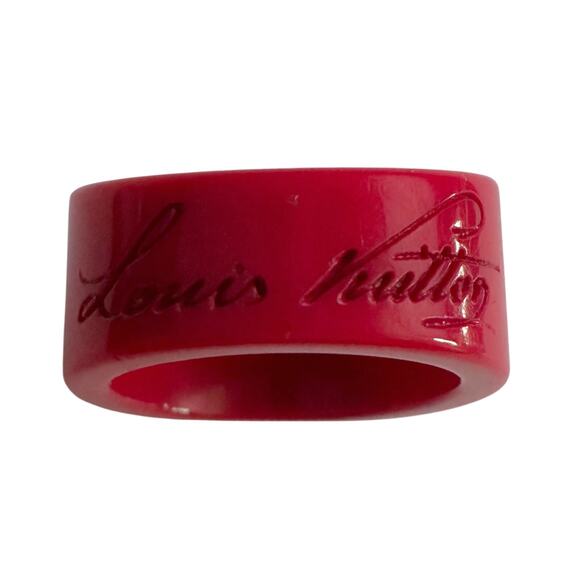Louis Vuitton LockMe Fuchsia Resin Gold Tone Ring - Picture 4 of 11